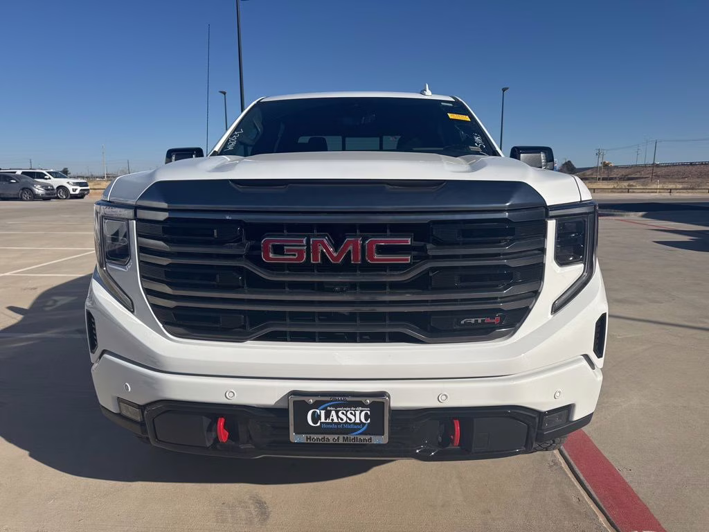2024 Summit White GMC Sierra 1500 AT4 4X4 Truck