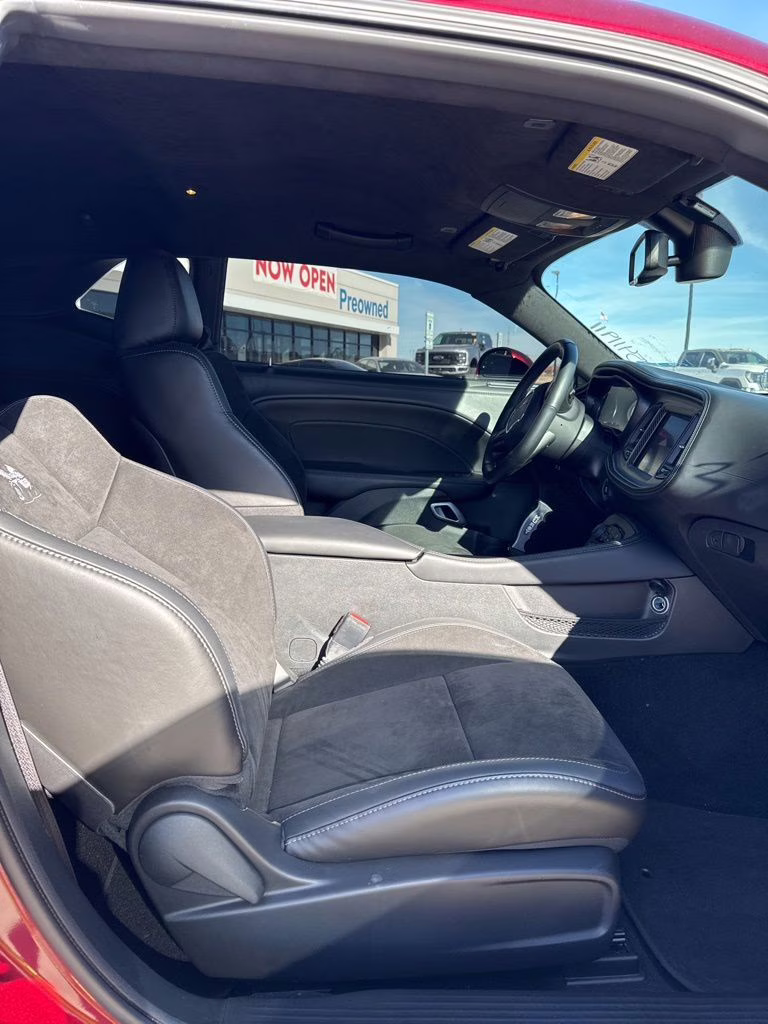 2023 Octane Red Pearlcoat Dodge Challenger R/T Scat Pack Widebody RWD Coupe