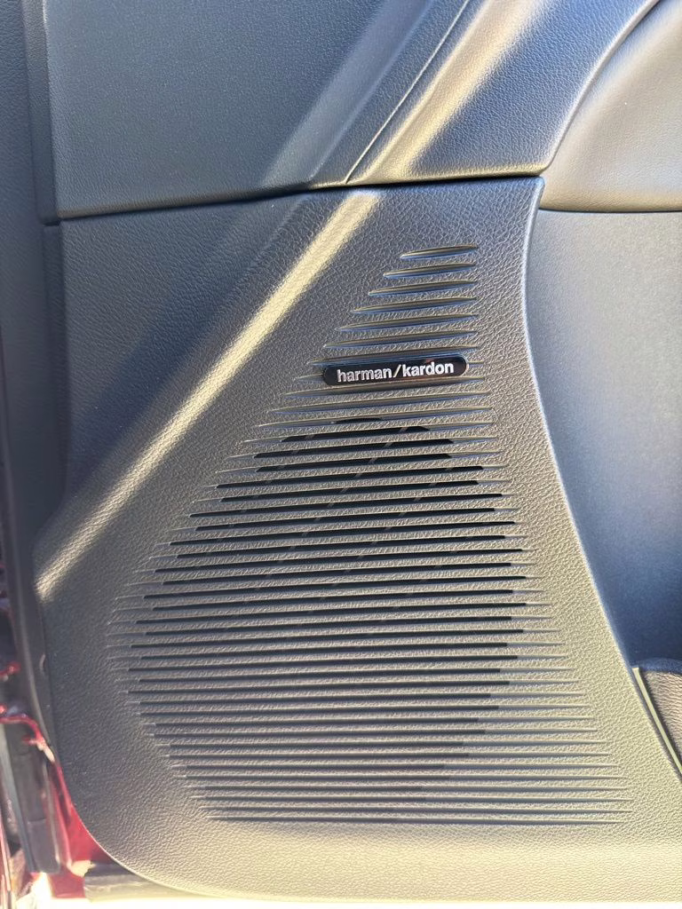 2023 Octane Red Pearlcoat Dodge Challenger R/T Scat Pack Widebody RWD Coupe