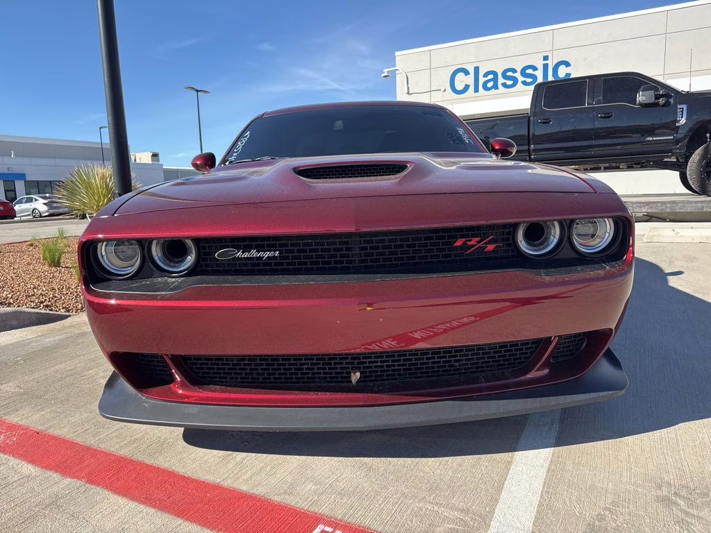 2023 Octane Red Pearlcoat Dodge Challenger R/T Scat Pack Widebody RWD Coupe