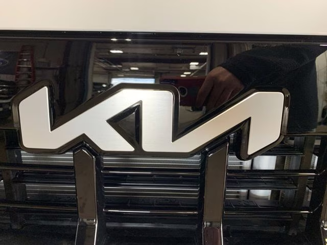 2027 Glacial White Pearl Kia Telluride EX AWD SUV