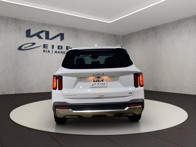 2026 Glacial White Pearl Kia Sorento S AWD SUV