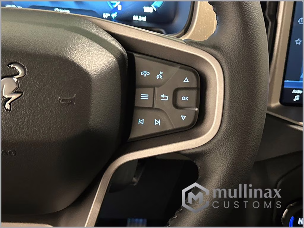 2026 Avalanche Gray Ford Bronco Outer Banks 4X4 SUV