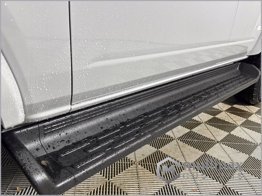 2026 Avalanche Gray Ford Bronco Outer Banks 4X4 SUV