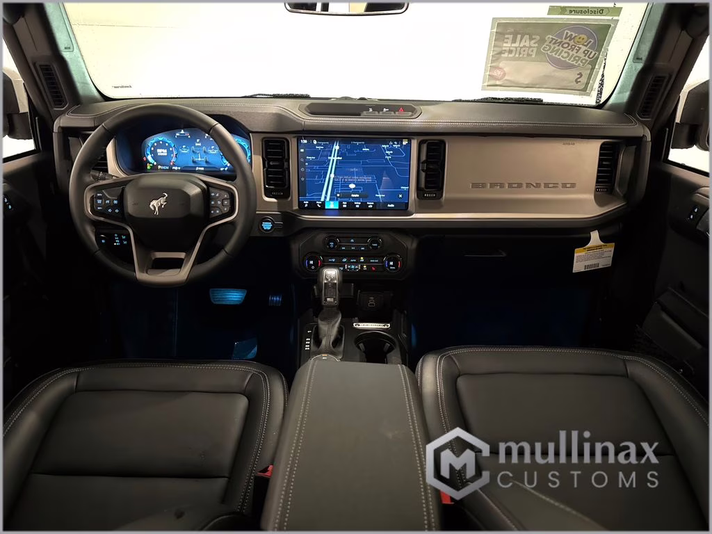 2026 Avalanche Gray Ford Bronco Outer Banks 4X4 SUV