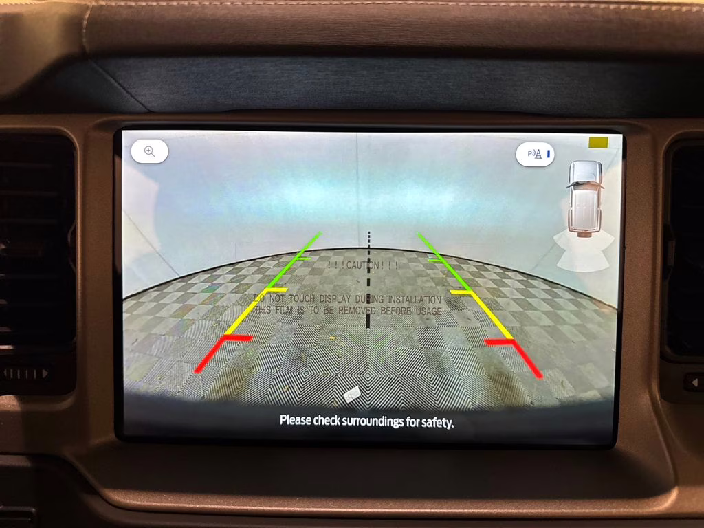 2026 Avalanche Gray Ford Bronco Outer Banks 4X4 SUV