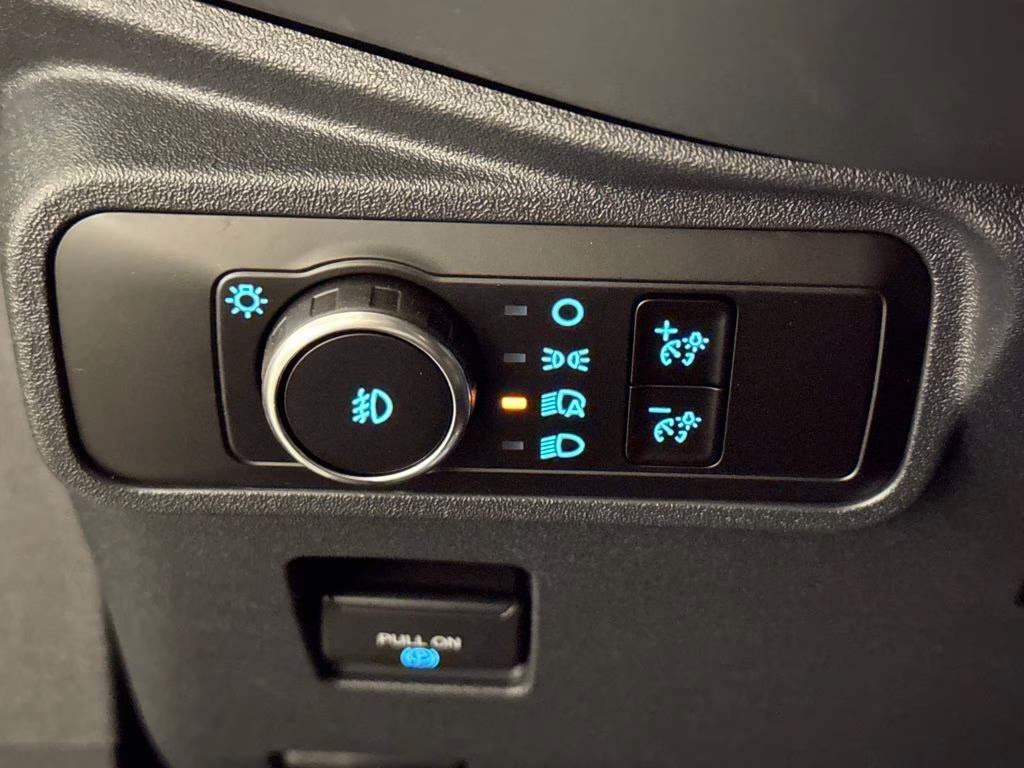 2026 Avalanche Gray Ford Bronco Outer Banks 4X4 SUV