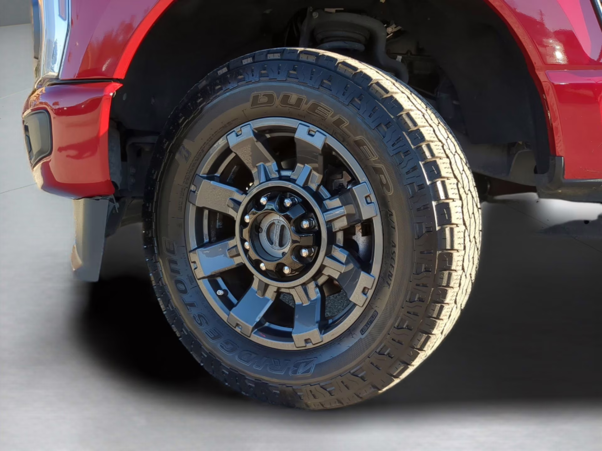 2024 Rapid Red Metallic Tinted Clearcoat Ford Super Duty F-250 SRW LARIAT Crew Cab Pickup 4X4 Truck