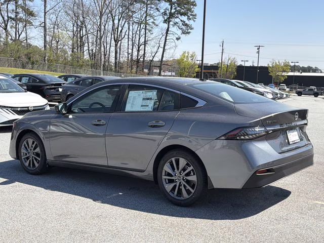 2026 Gun Metallic Nissan Sentra SL FWD Sedan