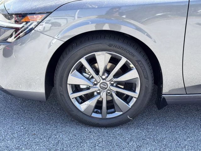 2026 Gun Metallic Nissan Sentra SL FWD Sedan
