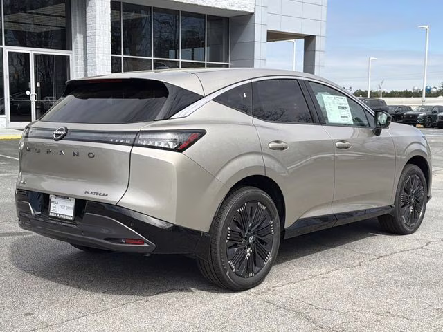 2026 Champagne Silver Metallic Nissan Murano Platinum AWD SUV