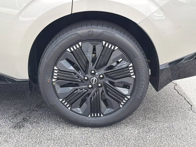 2026 Champagne Silver Metallic Nissan Murano Platinum AWD SUV