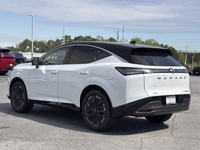 2026 Everest White Pearl/Black Nissan Murano Platinum AWD SUV