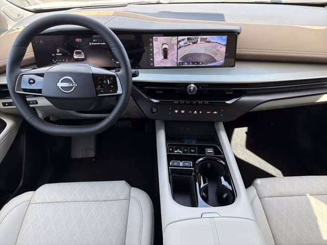 2026 Everest White Pearl/Black Nissan Murano Platinum AWD SUV