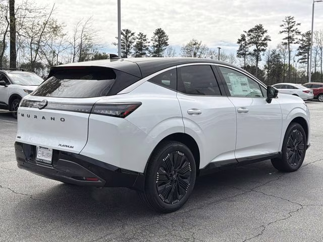 2026 Everest White Pearl/Black Nissan Murano Platinum AWD SUV