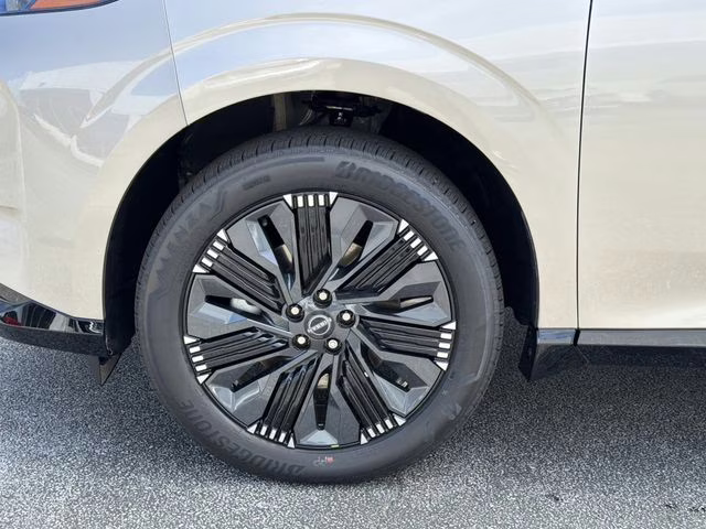 2026 Champagne Silver Metallic Nissan Murano Platinum AWD SUV