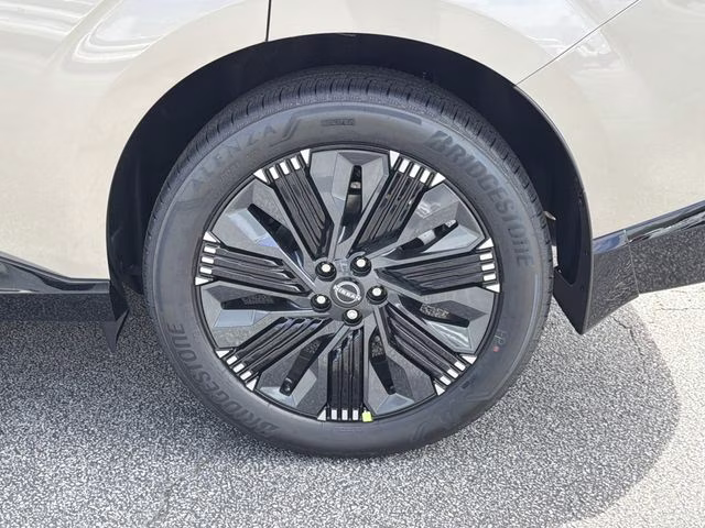 2026 Champagne Silver Metallic Nissan Murano Platinum AWD SUV