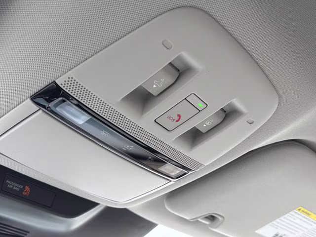 2026 Everest White Pearl/Black Nissan Murano Platinum AWD SUV