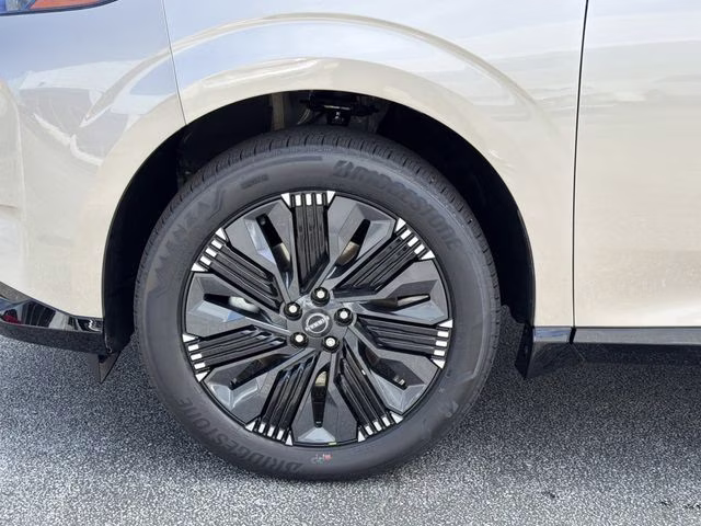 2026 Champagne Silver Metallic Nissan Murano Platinum AWD SUV