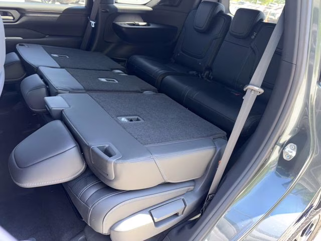 2025 Alpine Metallic Nissan Armada PRO-4X 4X4 SUV