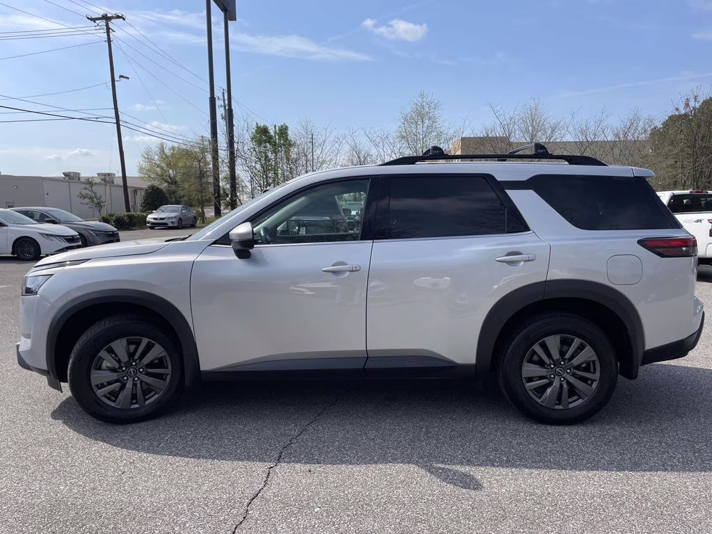 2024 Brilliant Silver Metallic Nissan Pathfinder SV 4X4 SUV