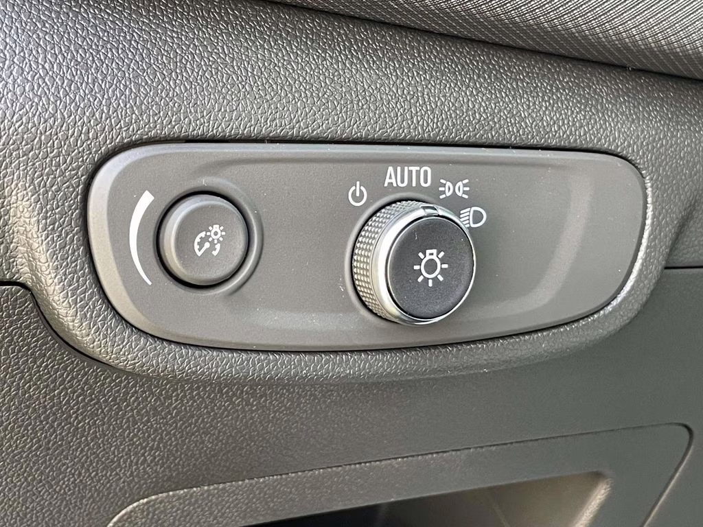 2024 Nitro Yellow Metallic Chevrolet Trailblazer RS FWD SUV