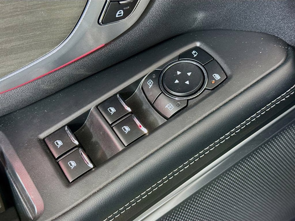 2025 Silver Metallic Ford Expedition Platinum 4X4 SUV