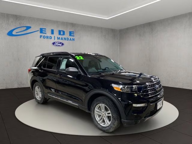 2022 Black Metallic Ford Explorer XLT 4X4 SUV