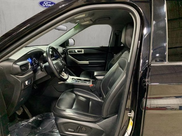 2022 Black Metallic Ford Explorer XLT 4X4 SUV