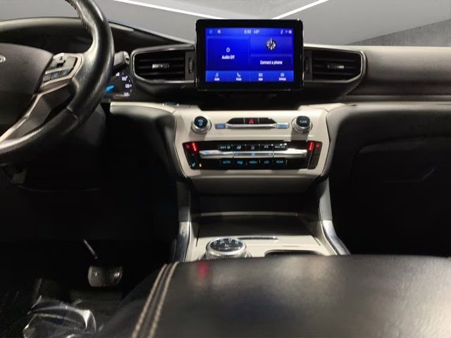 2022 Black Metallic Ford Explorer XLT 4X4 SUV