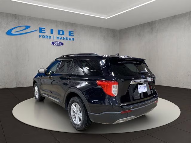 2022 Black Metallic Ford Explorer XLT 4X4 SUV