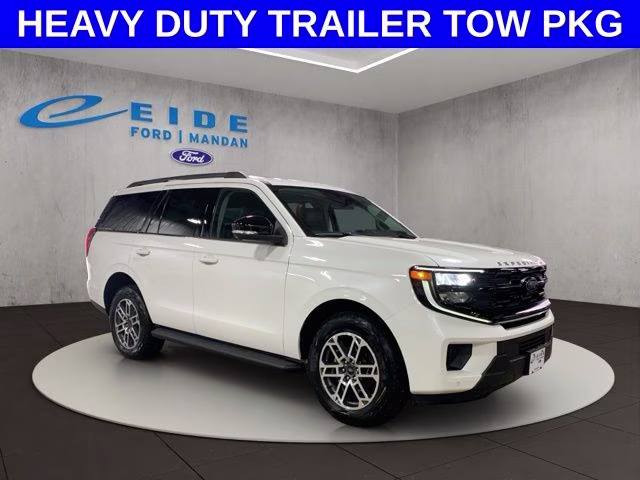 2026 Star White Metallic Tri-Coat Ford Expedition Active 4X4 SUV