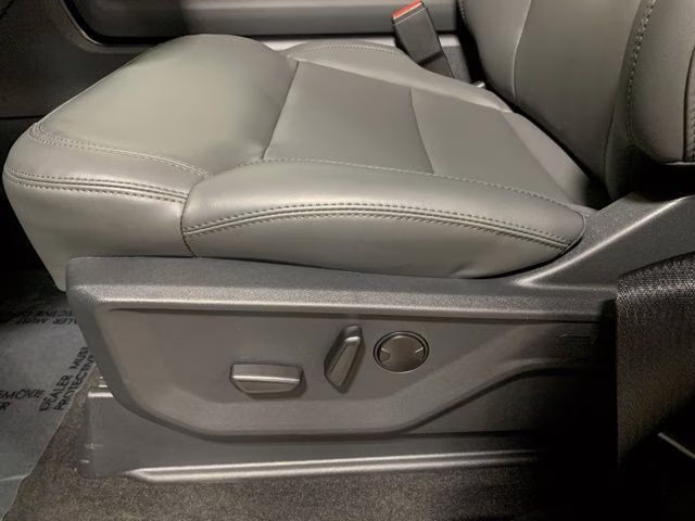 2026 Star White Metallic Tri-Coat Ford Expedition Active 4X4 SUV