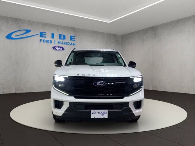 2026 Star White Metallic Tri-Coat Ford Expedition Active 4X4 SUV