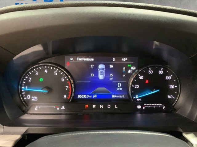 2022 Black Metallic Ford Explorer XLT 4X4 SUV