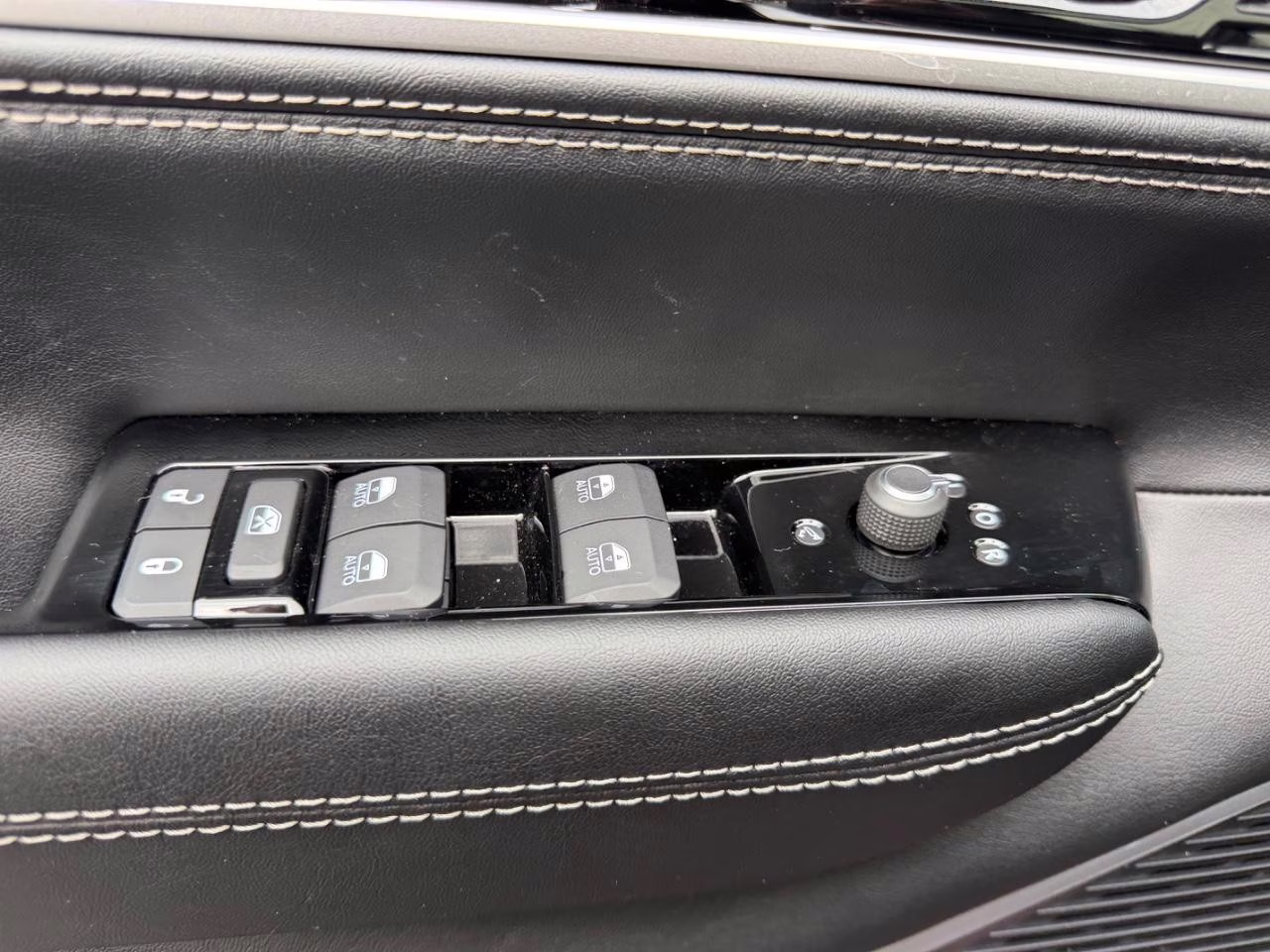 2026 Velvet Red Pearlcoat Jeep Grand Wagoneer 4x4 4X4 SUV