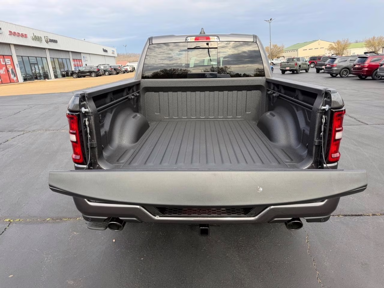 2026 Diamond Black Crystal Pearlcoat Ram 1500 Laramie 4X4 Truck
