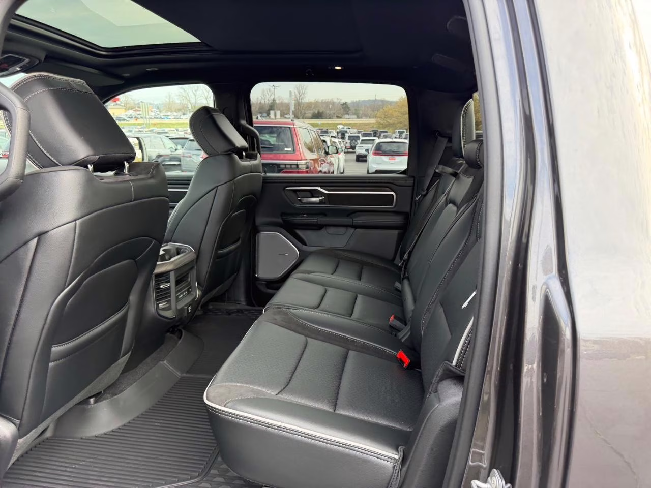 2026 Diamond Black Crystal Pearlcoat Ram 1500 Laramie 4X4 Truck
