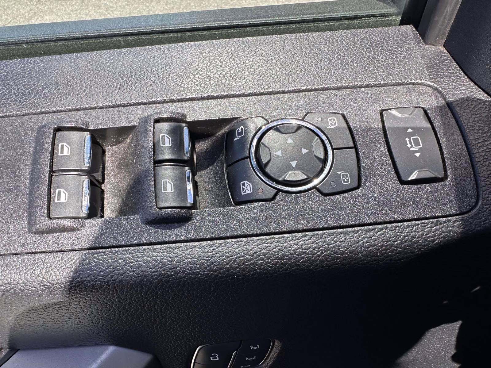 2021 Agate Black Metallic Ford Super Duty F-250 SRW LARIAT 4WD Crew Cab 6.75' Box 4X4 Truck