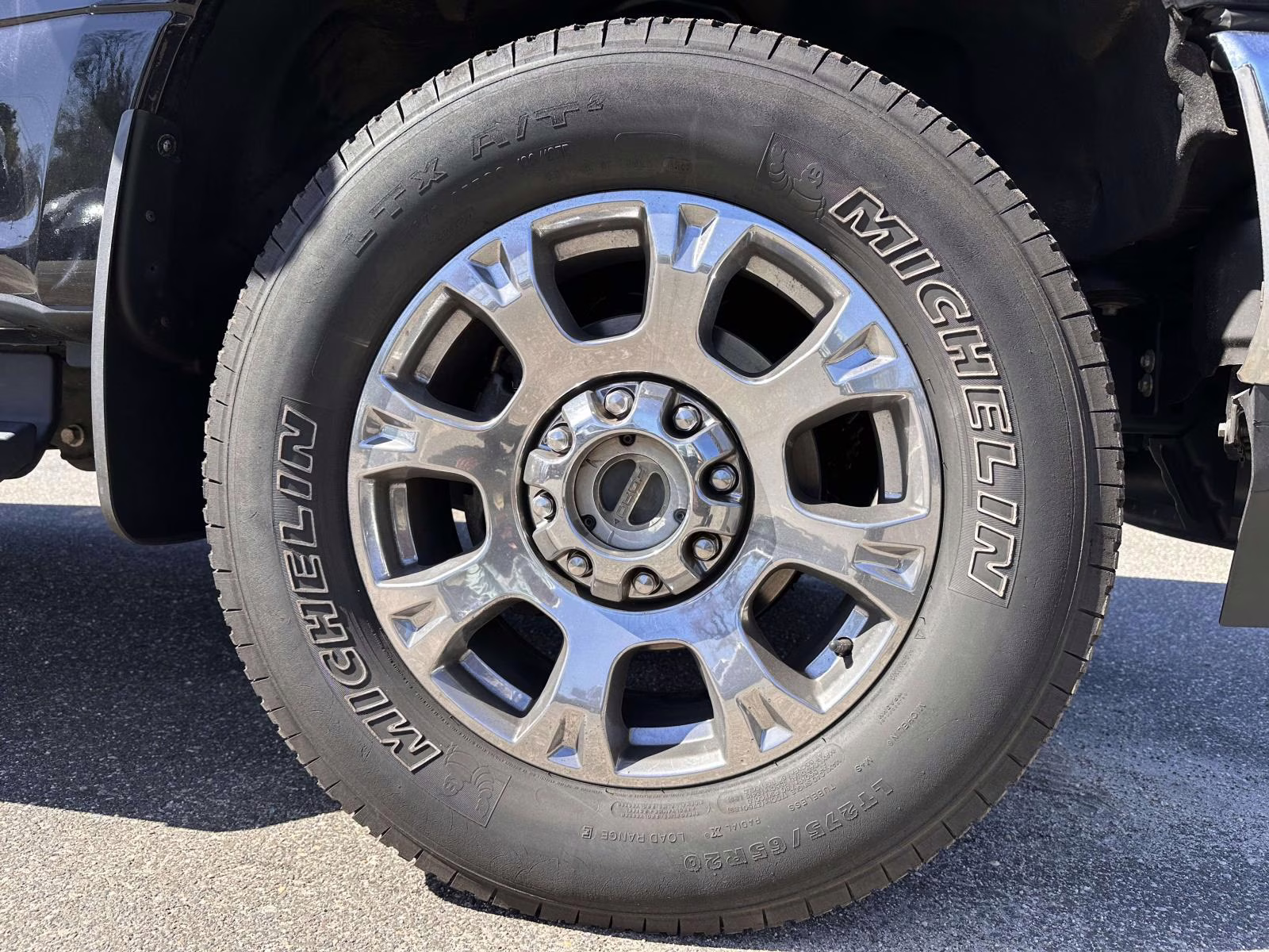 2021 Agate Black Metallic Ford Super Duty F-250 SRW LARIAT 4WD Crew Cab 6.75' Box 4X4 Truck