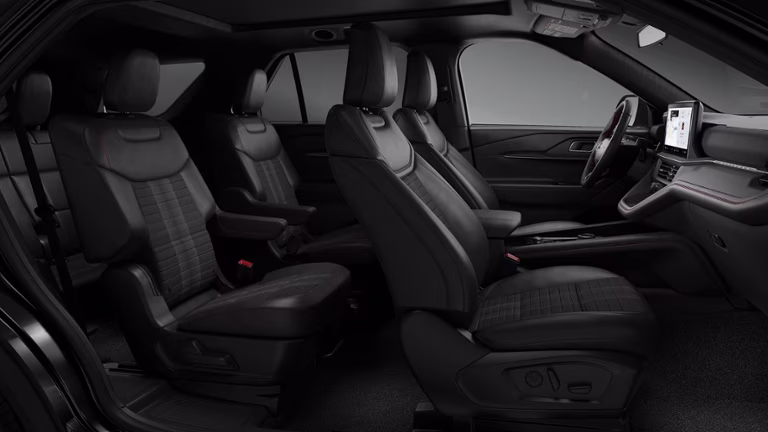 2026 Agate Black Metallic Ford Explorer ST-Line 4X4 SUV