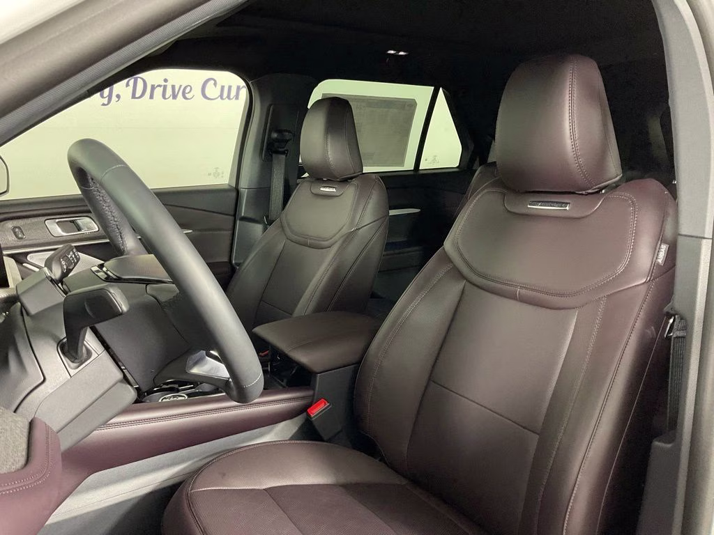 2026 White Ford Explorer Platinum RWD SUV