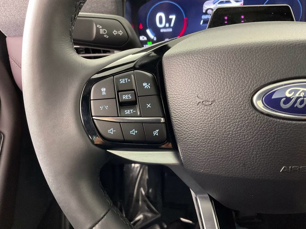 2026 White Ford Explorer Platinum RWD SUV