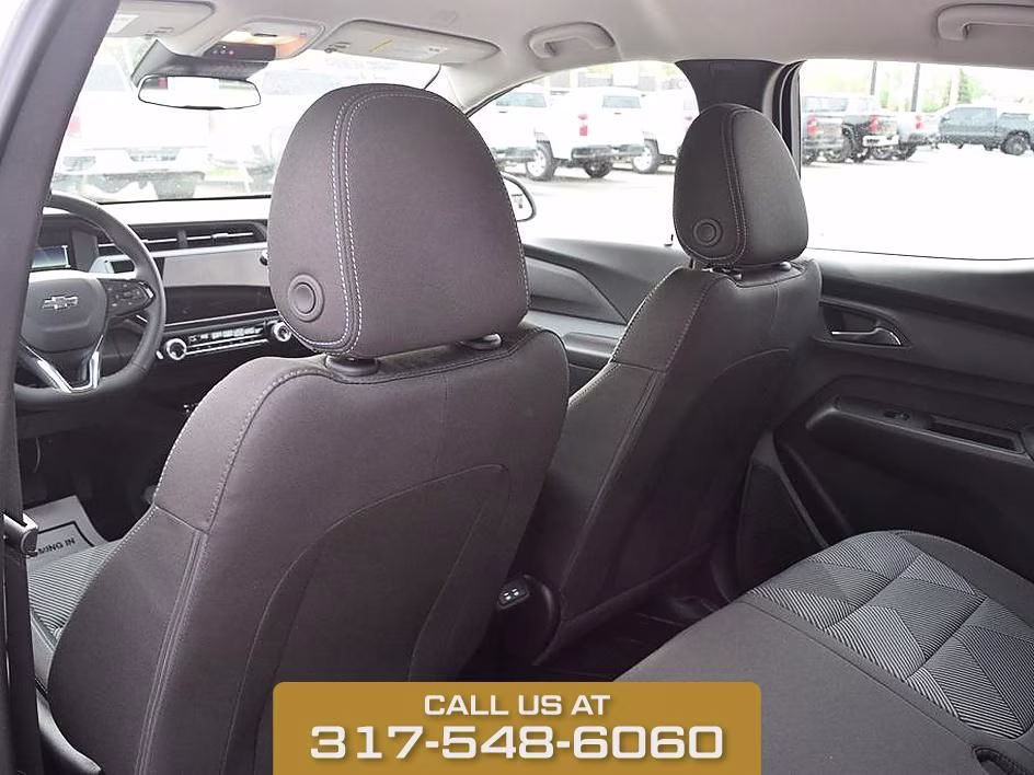 2027 Summit White Chevrolet Bolt EV LT FWD SUV