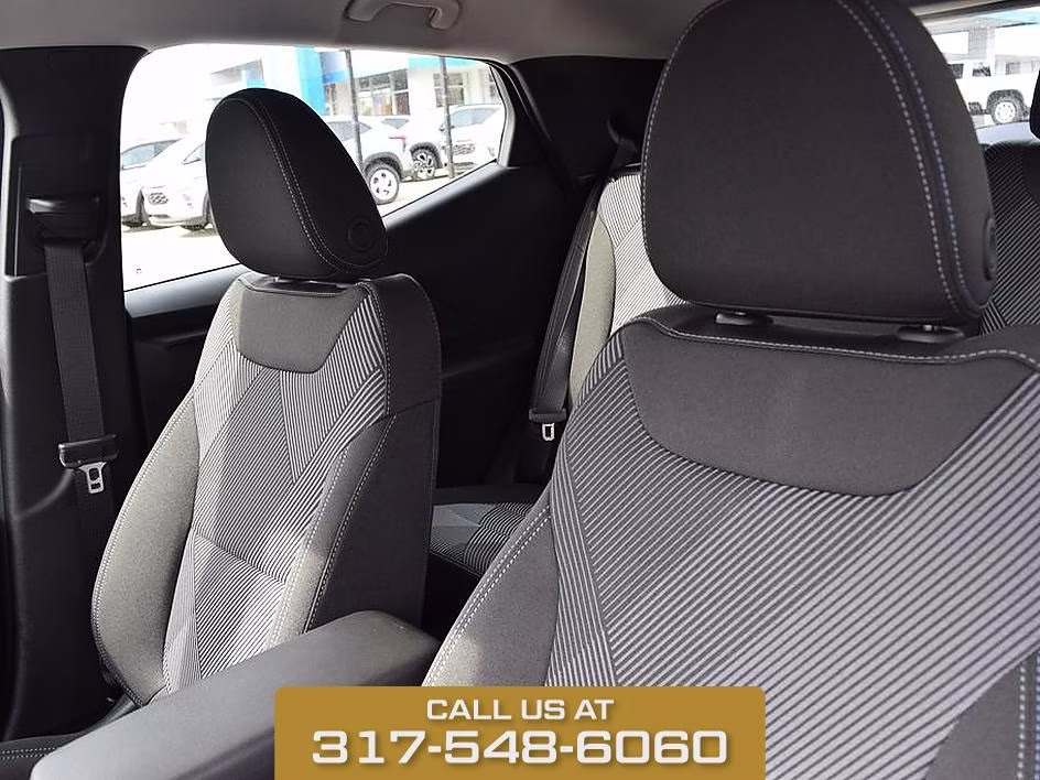2027 Summit White Chevrolet Bolt EV LT FWD SUV