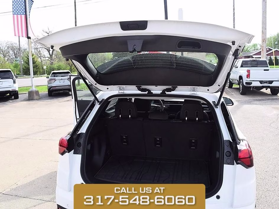 2027 Summit White Chevrolet Bolt EV LT FWD SUV