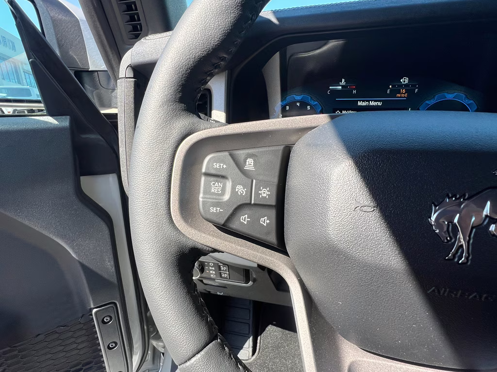 2026 Avalanche Gray Ford Bronco Outer Banks 4X4 SUV