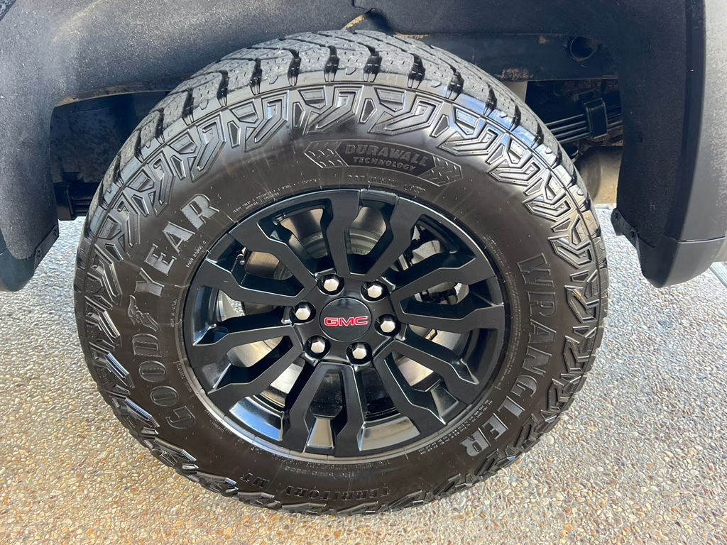 2023 Sterling Metallic GMC Sierra AT4X 4X4 Truck