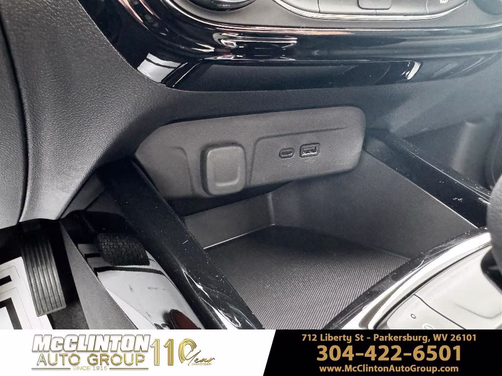 2026 White Sands Chevrolet Trax ACTIV FWD SUV