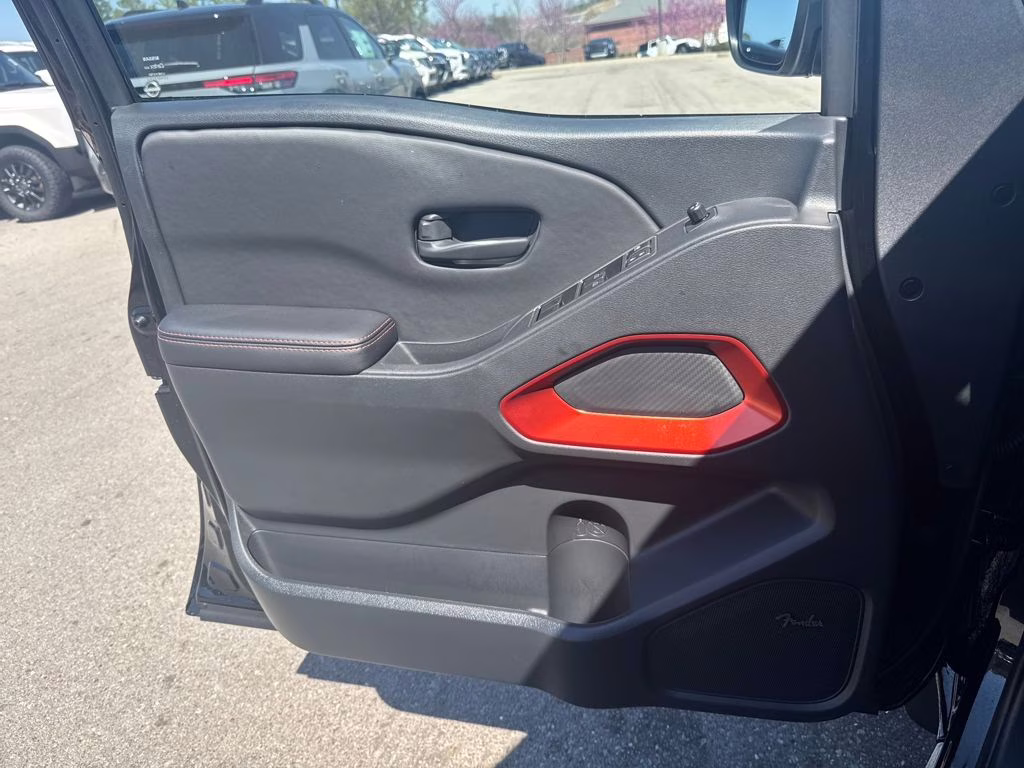 2026 Super Black Nissan Frontier PRO-4X 4X4 Truck